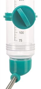 TRIXIE DRINKFLES KUNSTSTOF MET SCHROEFBEVESTIGING ASSORTI